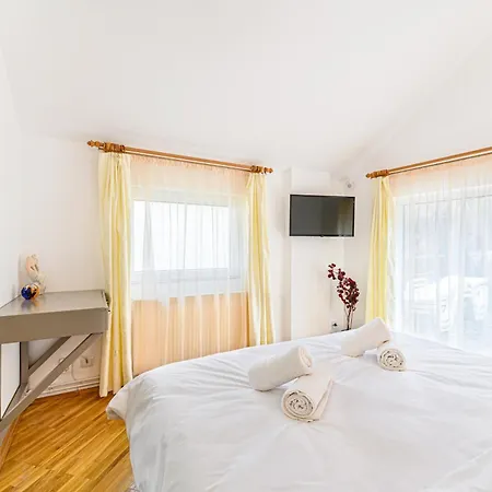 Pensiunea Casa Bono Guest house 3*