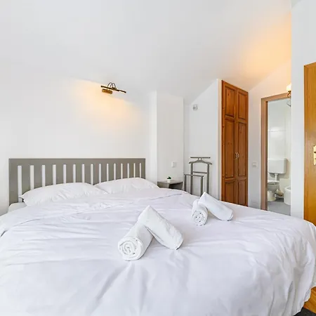Guest house Pensiunea Casa Bono 3*