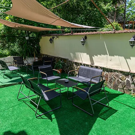 Guest house Pensiunea Casa Bono 3*